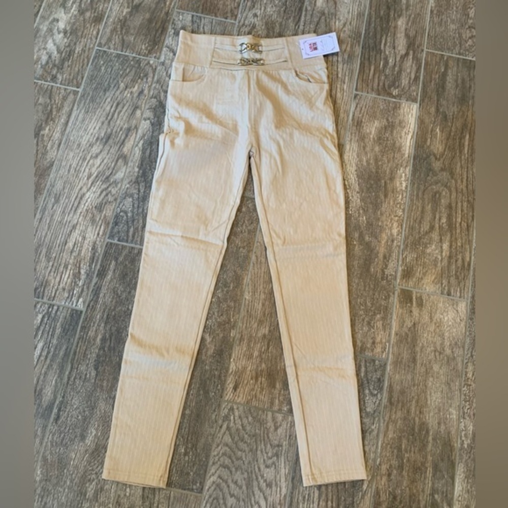 Lida tan with white stripes size S/M